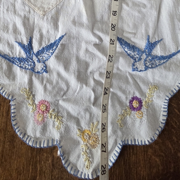 Vintage Embroidered Child's Apron with Blue Bird Design/Flowers - Picture 15 of 15